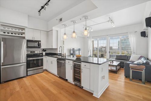 apt-832-3225 Turtle Creek Blvd, Dallas, TX, 75219-5465 | Card Image