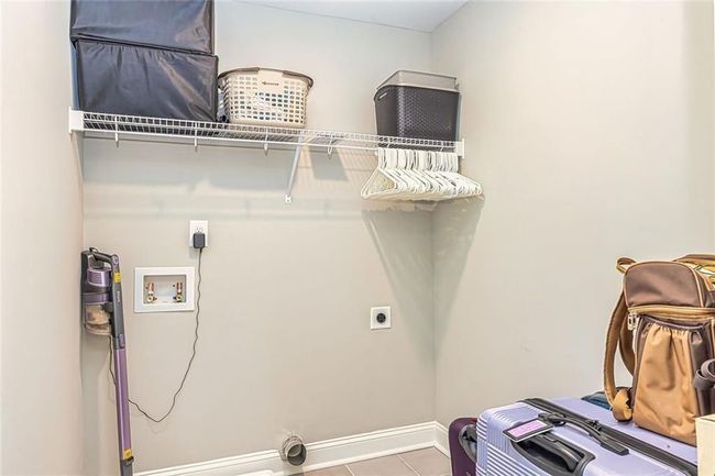 117 Lake Point Dr, House other with 4 bedrooms, 4 bathrooms and 5 parking in Williamson GA | Image 33