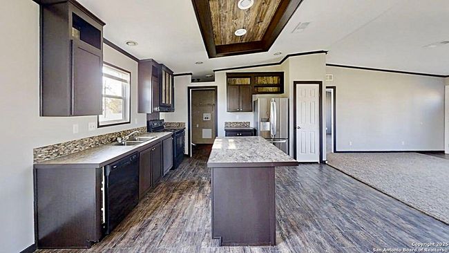 604 Wexford Dr, House other with 2 bedrooms, 3 bathrooms and null parking in Conroe TX | Image 5