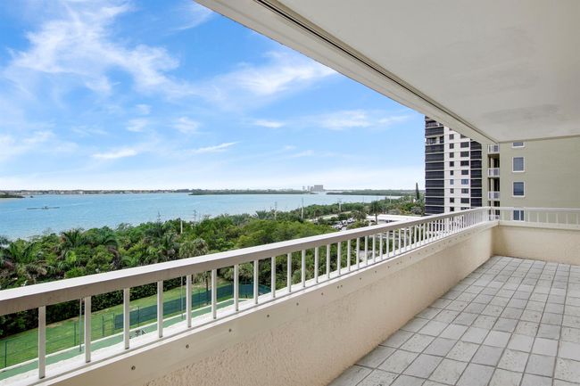 APT-4D - 5280 N Ocean Dr, Condo with 2 bedrooms, 2 bathrooms and null parking in Riviera Beach FL | Image 9