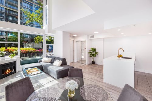 th8-168 Esplanade Ave E, North Vancouver, BC, V7L4X8 | Card Image