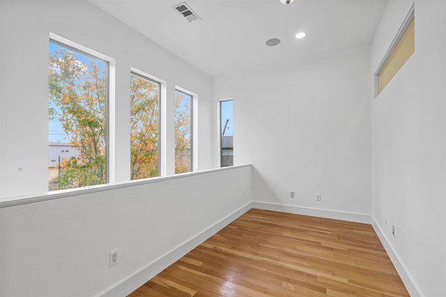 APT-1 - 1600 N Haskell Ave, Condo with 2 bedrooms, 3 bathrooms and null parking in Dallas TX | Image 21