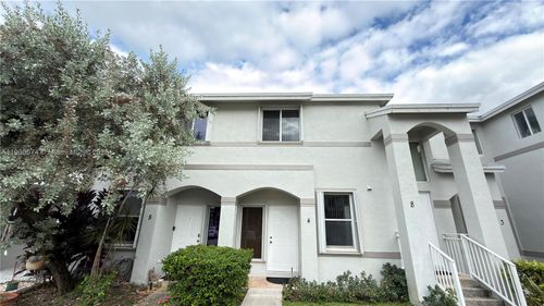 apt-4-870 Ne 212th Ter, Miami, FL, 33179-1371 | Card Image