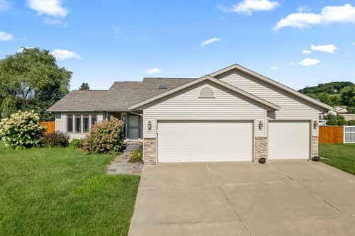 2306 Sandside Court, Onalaska, WI, 54650 | Card Image