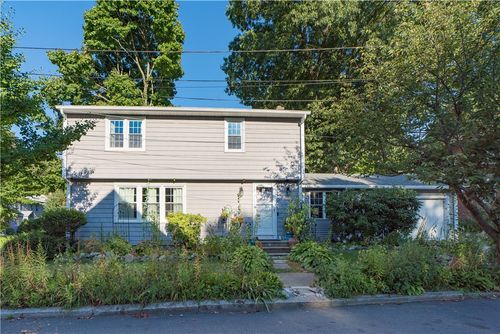 23 Sarah St, Providence, RI, 02906-2820 | Card Image