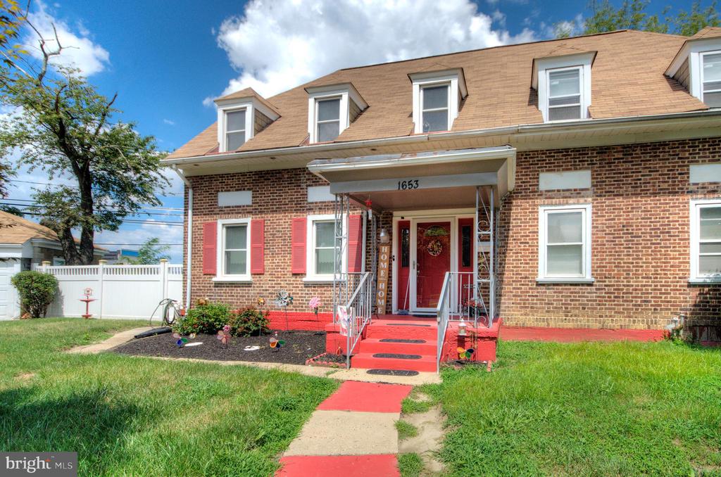 Olympia Rd, Camden, NJ 08104