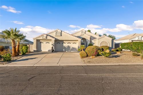 2565 Fox Ridge Ln, Bullhead City, AZ, 86442-8662 | Card Image