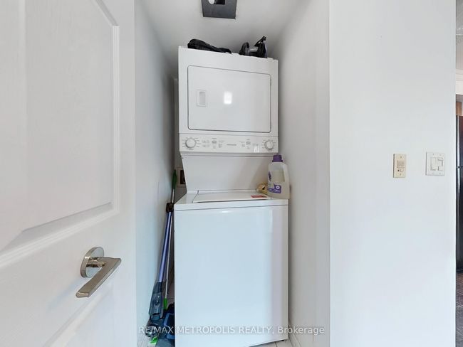 507 - 340 Watson St W, Condo with 1 bedrooms, 1 bathrooms and 1 parking in Whitby ON | Image 22