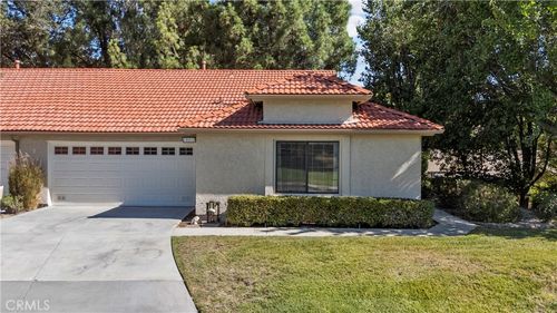 19915 Avenue Of The Oaks, Newhall, CA, 91321-1415 | Card Image