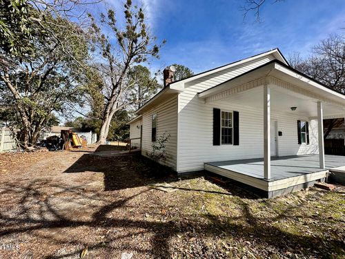 b-504 W Anderson St, Selma, NC, 27576-2507 | Card Image