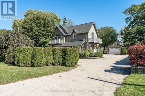 35 Thomas St, Saint Marys, ON, N4X0B5 | Card Image