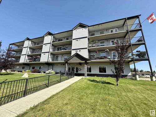 4614A Lakeshore Dr, Saint Paul, AB, T0A3A3 | Card Image