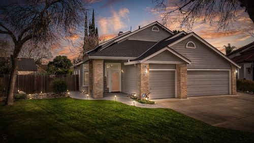 1540 Meadow Lark Ln, Tracy, CA, 95376-5334 | Card Image