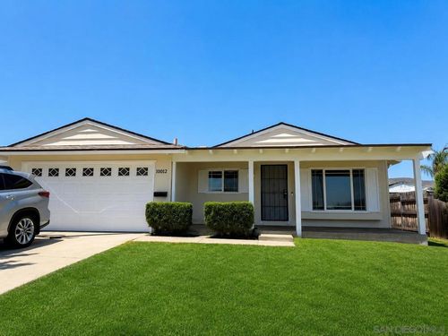 10012 White Pine Ln, Santee, CA, 92071-1141 | Card Image