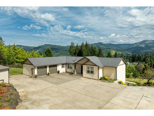 3900 Ne 425th St, Woodland, WA, 98674-2562 | Card Image