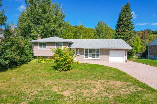 298 Rancier St, North Bay, ON, P1B8M4 | Card Image