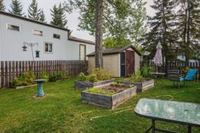 28 - 5800 46 St, Home with 2 bedrooms, 1 bathrooms and 2 parking in Olds AB | Image 25