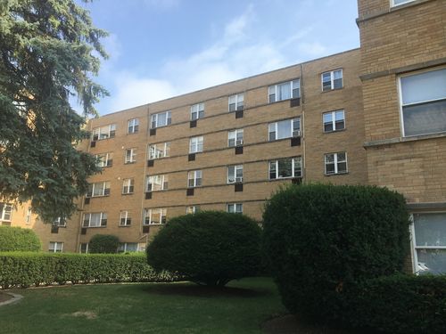 apt-213-2115 Farwell Ave, Chicago, IL, 60645-4969 | Card Image