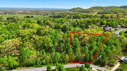 284 Holland View Dr, Jonesborough, TN, 37659-3570 | Card Image