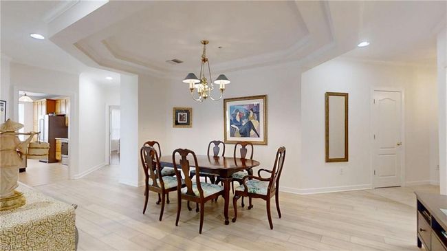 Dining | Image 5