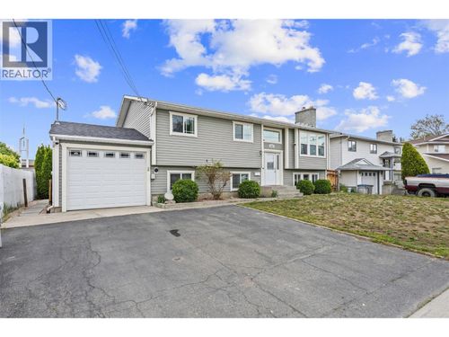 2203 Bossert Ave, Kamloops, BC, V2B8H6 | Card Image