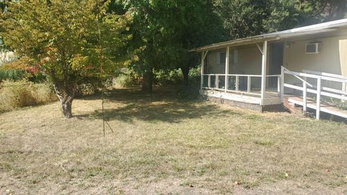 161 W Evans Creek Rd, Rogue River, OR, 97537-4682 | Card Image