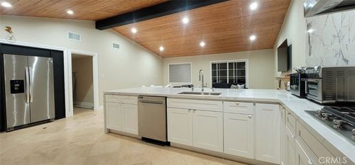10601 Patricia Dr, Anaheim, CA, 92804 | Card Image