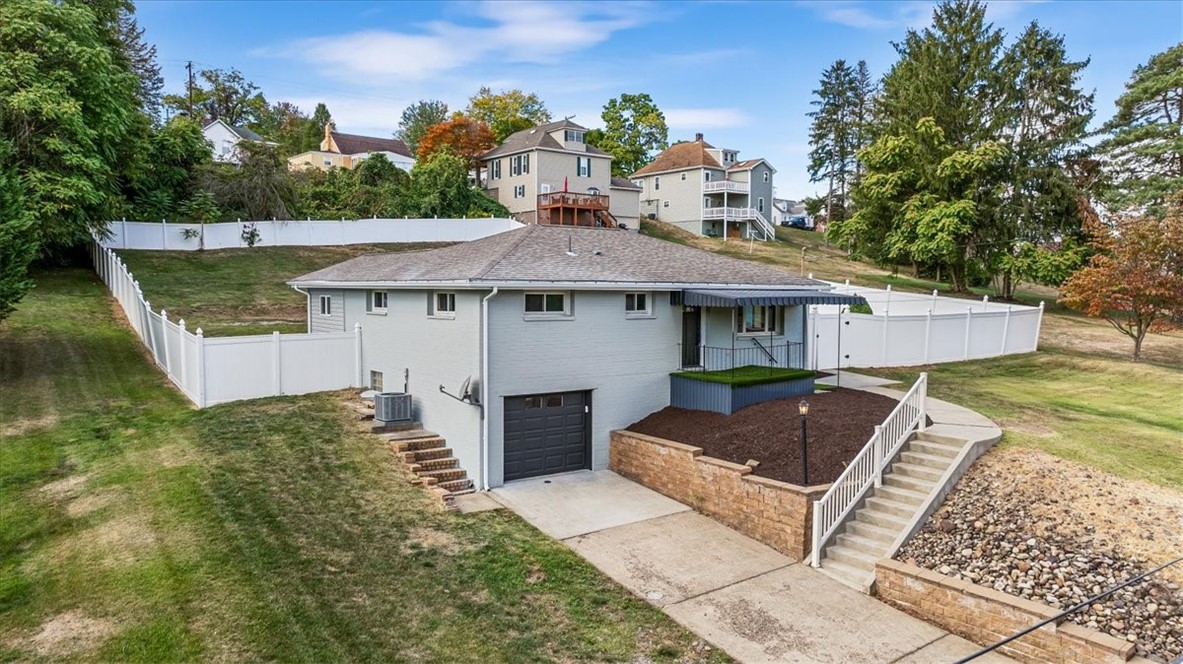 Boston Ave, Monessen, PA 15062