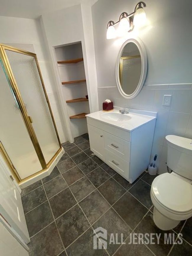 68 Wilmot St, House other with 3 bedrooms, 3 bathrooms and null parking in East Brunswick NJ | Image 16