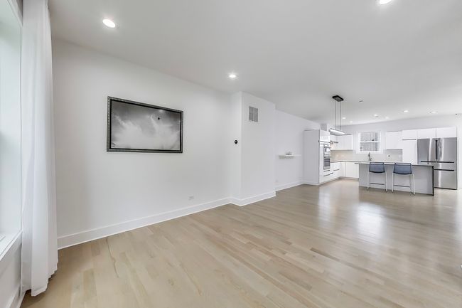 8127 Floral Ave, Townhouse with 3 bedrooms, 4 bathrooms and 3 parking in Skokie IL | Image 11