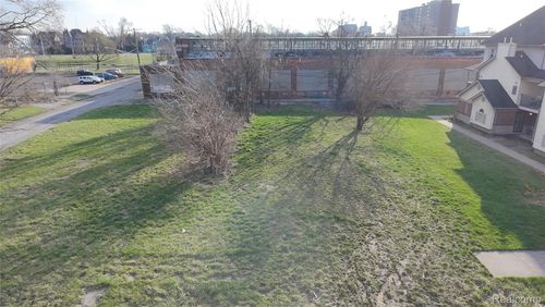 3930 Wabash St, Detroit, MI, 48208-2627 | Card Image