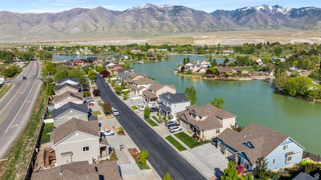 Bird's eye view with a residential view and a water and mountain view | Image 34