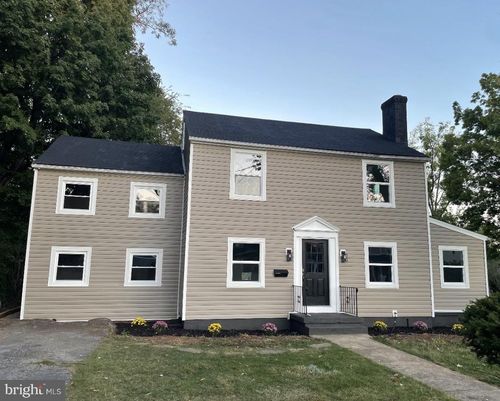 135 Blakeley Pl, CHARLES TOWN, WV, 25414-1419 | Card Image
