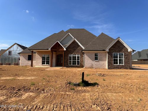 4391 Brooke Dr, Nesbit, MS, 38651-1101 | Card Image