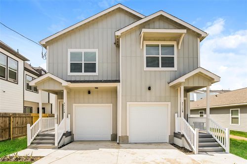 b-4712 Rawley St, Houston, TX, 77020-4215 | Card Image