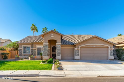 2257 W Periwinkle Way, Chandler, AZ, 85248 | Card Image