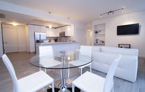 apt-1514-999 Sw 1st Ave, Miami, FL, 33130-3424 | Card Image