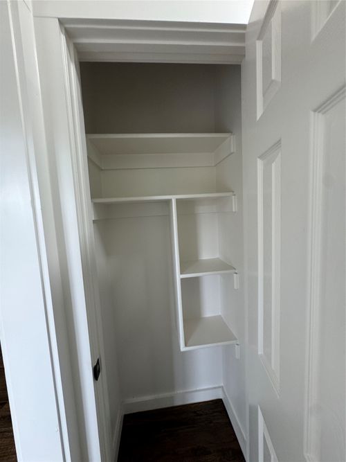 513 W South St, Whitesboro, TX, 76273-2011 | Card Image