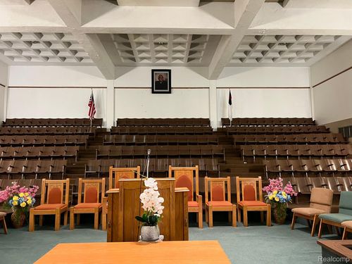 615 S Jefferson Ave, Saginaw, MI, 48607-1133 | Card Image