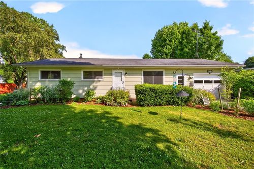 182 Sackett Rd, Avon, NY, 14414-1361 | Card Image