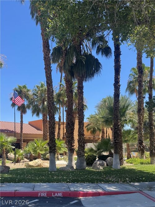 201-5146 S Jones Bl Boulevard, Las Vegas, NV, 89118 | Card Image