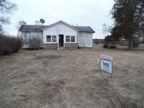 16527 Us Highway 12, Cement City, MI, 49233-9708 | Card Image