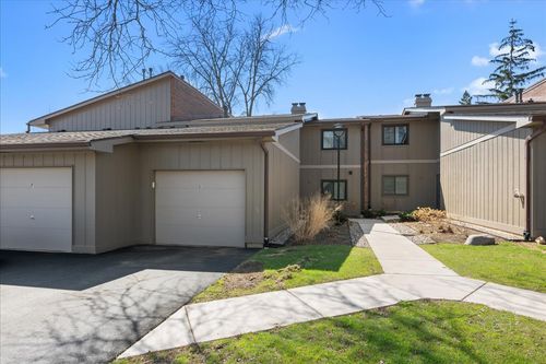24e-29W431 Emerald Green Dr, Warrenville, IL, 60555-2048 | Card Image