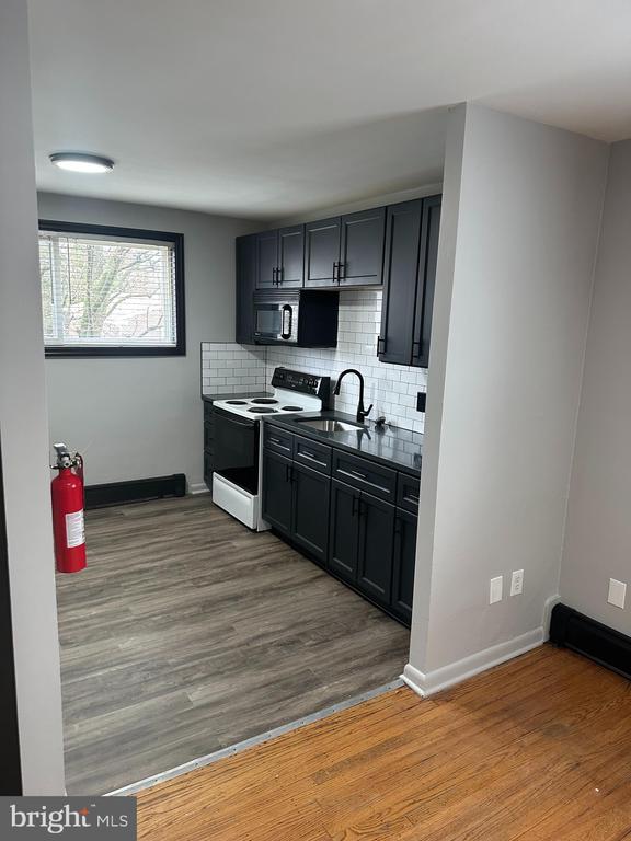 Residential Lease in PALMYRA 4