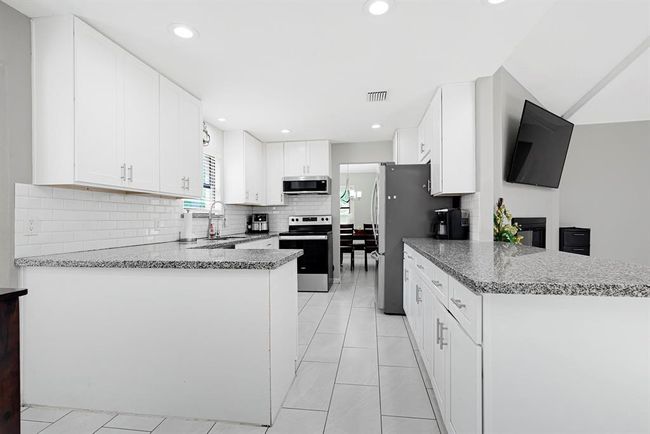 2507 Encreek Rd, House other with 4 bedrooms, 3 bathrooms and null parking in Houston TX | Image 22