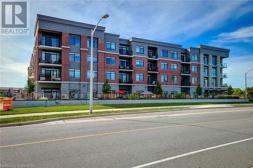 313-1 Redfern Ave, Hamilton, ON, L9C0E6 | Card Image
