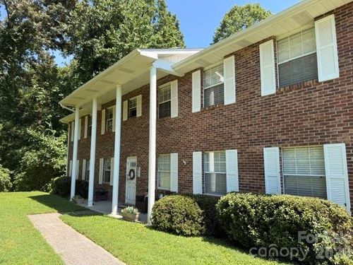 3-116 Falling Waters Road, Hendersonville, NC, 28792 | Card Image