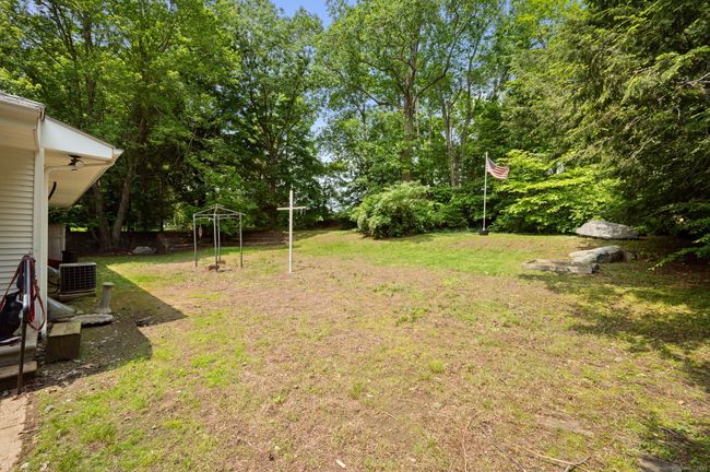 11 Deerbrook Rd, House other with 3 bedrooms, 2 bathrooms and 4 parking in Norwich CT | Image 7