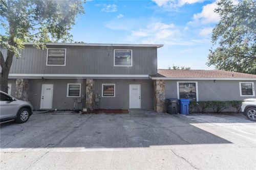 10132 Lake Oak Cir, TAMPA, FL, 33624-5214 | Card Image