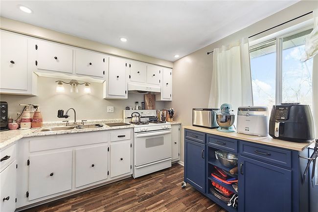 926 Cedarwood Dr, House other with 3 bedrooms, 2 bathrooms and 2 parking in Pittsburgh PA | Image 12